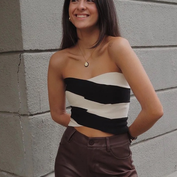 BLACK & WHITE ZIP UP CROP TUBE TOP - Picture 6 of 7